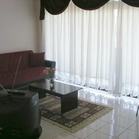 Hotel apartamentowy Antik Apart & 2*